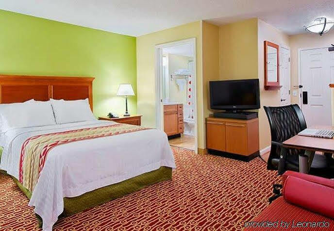 Towneplace Suites Knoxville Cedar Bluff Exterior photo